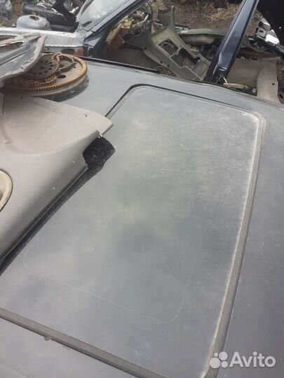 Люк Nissan Maxima A33