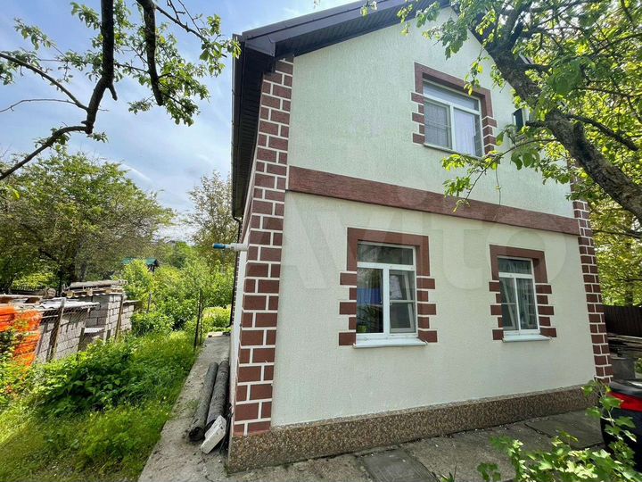 Дом 82,6 м² на участке 6 сот.