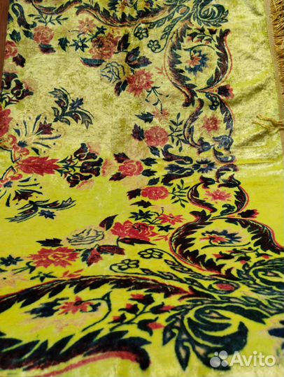 Плюшевая скатерть