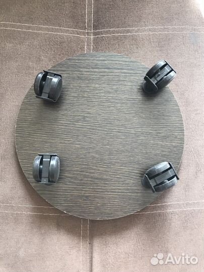 Подставка для цветов новая