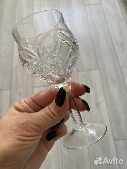 Хрустальные бокалы