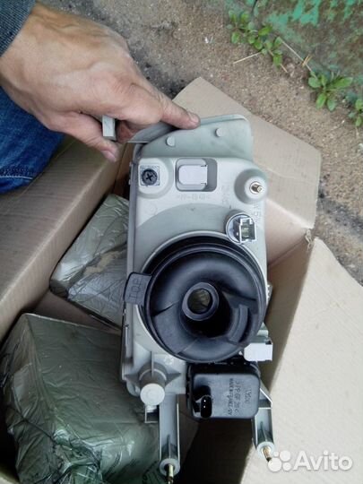 Фара лева suzuki swift