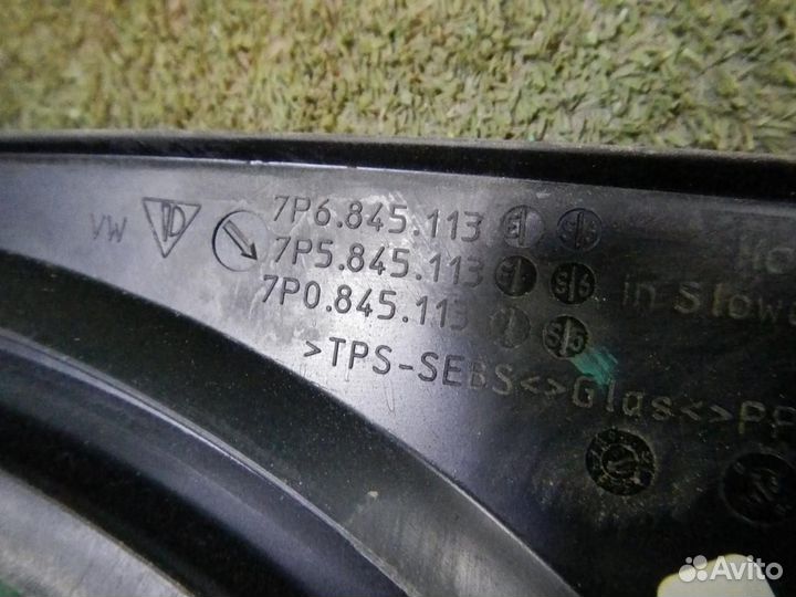 Форточка двери передняя левая VW Touareg 2 NF (201