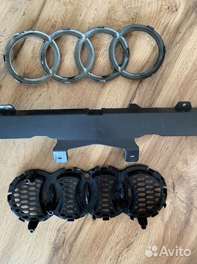 Эмблема Audi