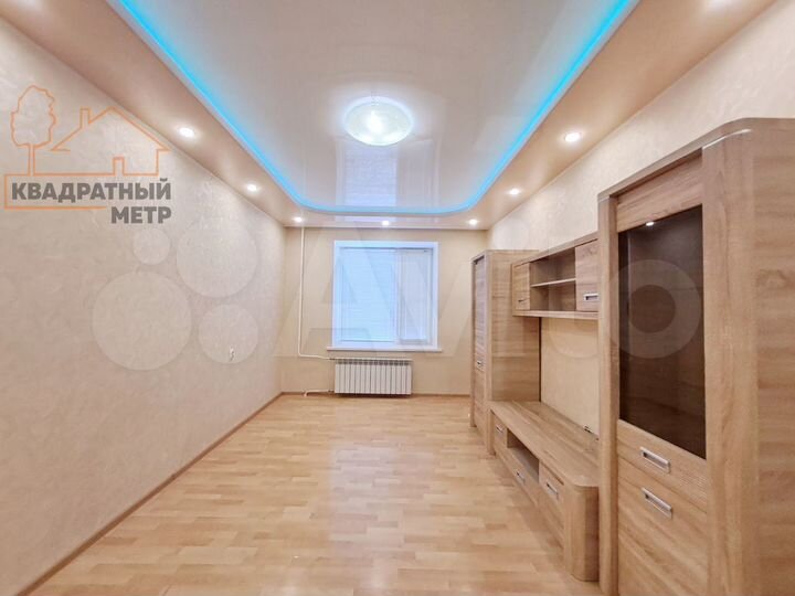 2-к. квартира, 54 м², 1/4 эт.