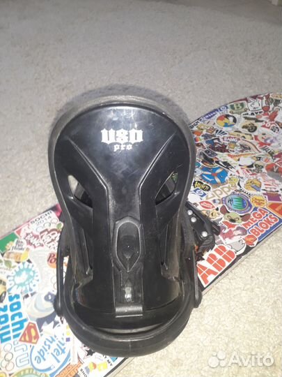 Сноуборд с креплением и ботинками в идеале