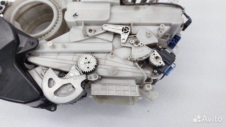 Б/У Б/У Корпус отопителя Состояние хорошее