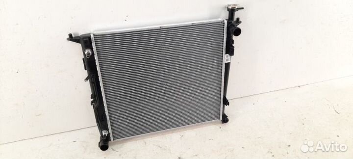 Радиатор охлаждения передний Kia Sorento 3 prime