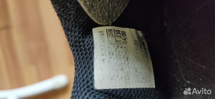 Бутсы сороконожки adidas