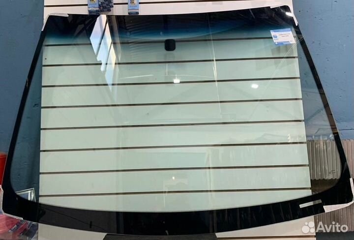 Лобовое стекло Форд Фокус 2