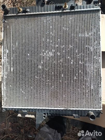 Радиатор. Range rover sport 1