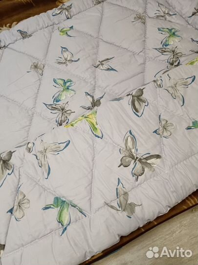 Одеяло ватное 180*140