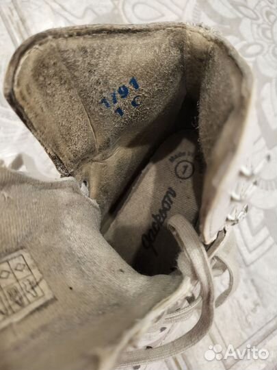 Фигурные коньки jackson