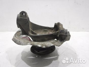 Кулак передний правый бмв