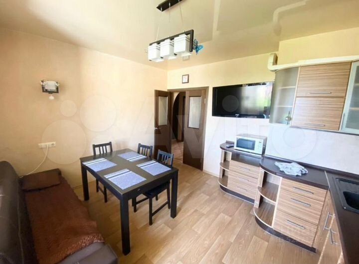 2-к. квартира, 70 м², 10/10 эт.