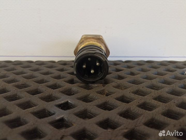 1826281 Датчик давления масла Daf 95XF, Daf XF105