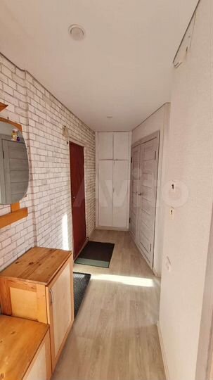 2-к. квартира, 43 м², 8/9 эт.