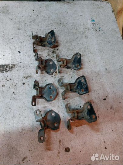 Петля двери задняя kia sportage 1 киа спортейдж 1