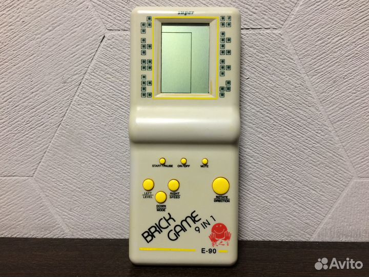 Игровая консоль / Brick Game 9 in 1 / E-90 / ориги