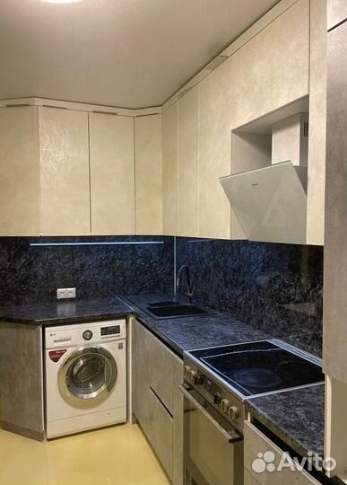 Кухня глянцевая артикул 88183