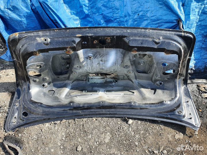 Крышка багажника Mazda 3 BK мазда III вк бк седан