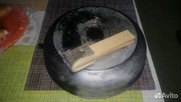 Щетка для чистки сковородок