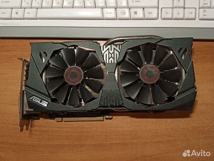 Asus strix GTX970-DC2OC-4GD5