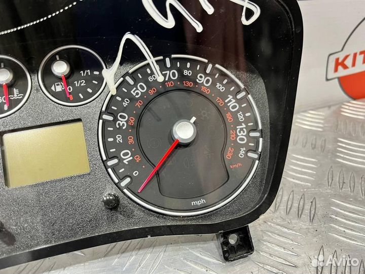 Щиток приборов Ford Fusion