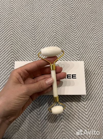 Нефритовый роликовый массажер