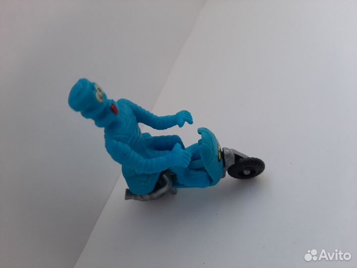 Игрушки из киндер-сюрпризов 1990-2000