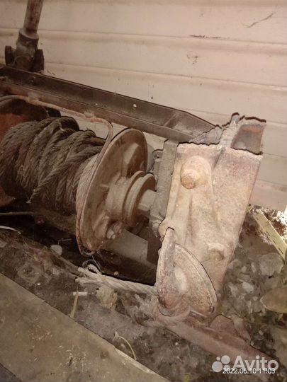 Лебедка автомобильная бу