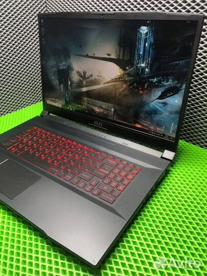 Игровой ноутбук MSI i5-11400/8Gb/256SSD/GTX1650