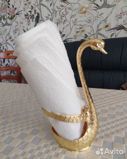 Салфетница лебедь