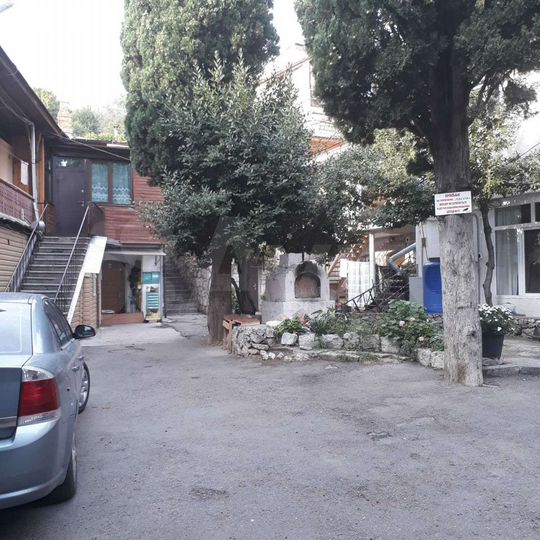 2-к. квартира, 52 м², 2/2 эт.