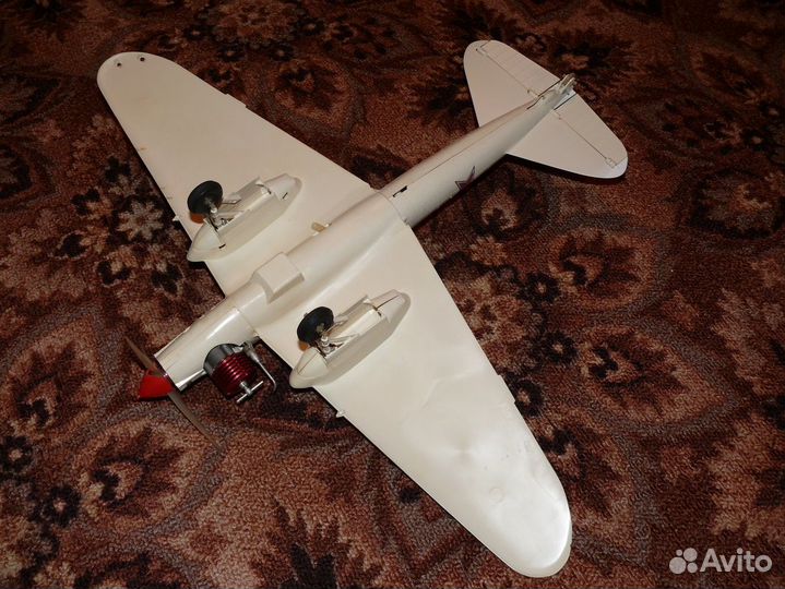 Ил-2 Кордовая летающая модель 1:24 Торг