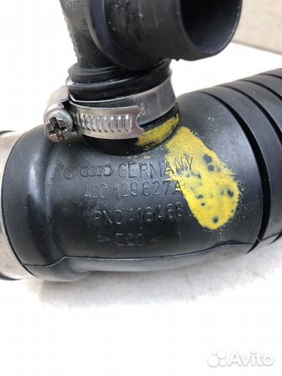 Патрубок воздушного фильтра Volkswagen Passat B5