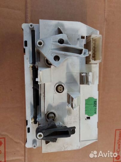 Блок управления отопительный климата Пежо 206