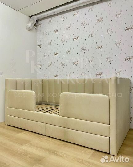 Детская кровать с мягкими бортиками