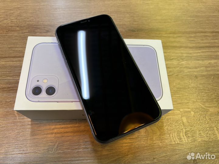 iPhone 11, 64 ГБ
