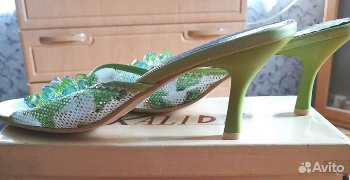 Босоножки женские