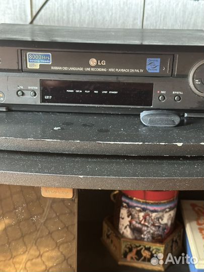 Видеомагнитофон LG