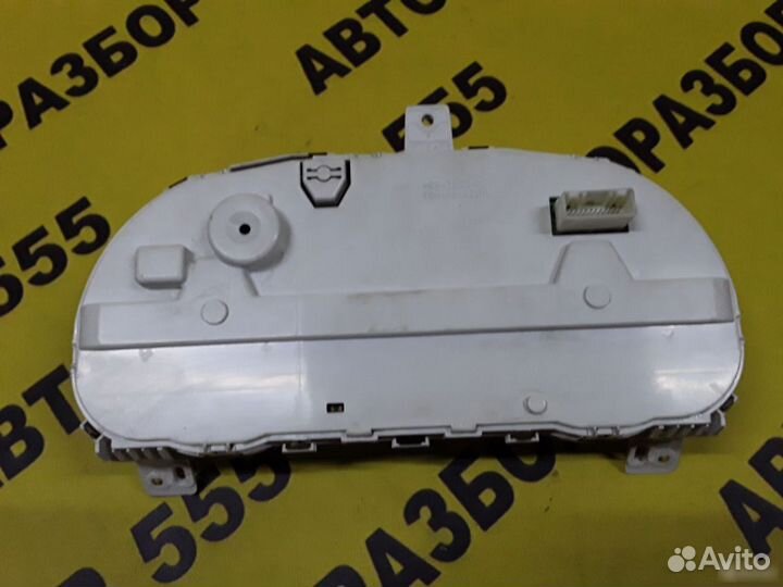 Mitsubishi Lancer 10 Панель приборов