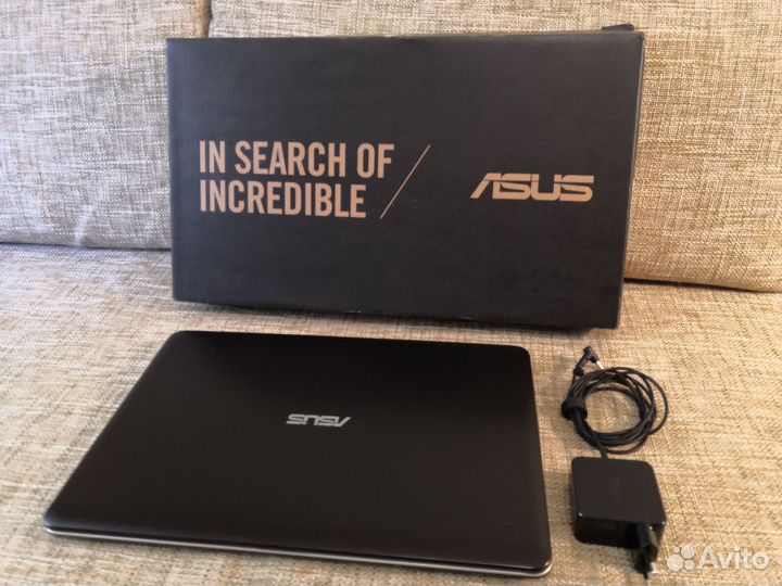 Ноутбук Asus R540Y