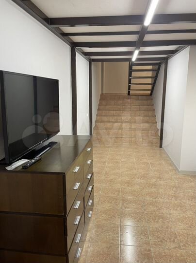 2-к. апартаменты, 100 м², 2/2 эт.