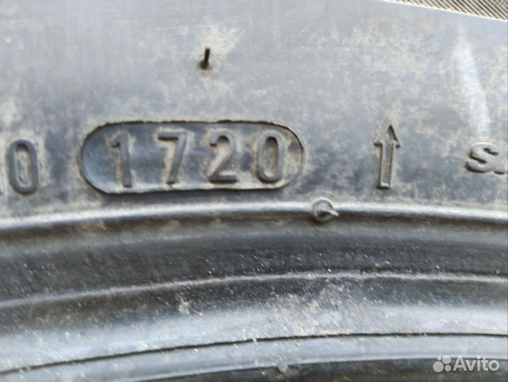 Kumho WinterCraft SUV Ice WS31 225/60 R18 104T