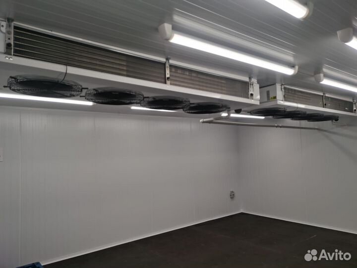 Монтаж холодильных камер (сэндвич панелей)