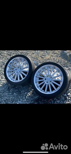 Комплект колес r20