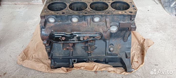 Блок двигателя d4bh