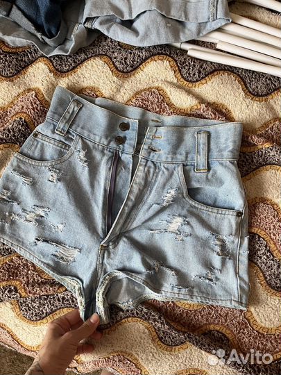 Шорты женские