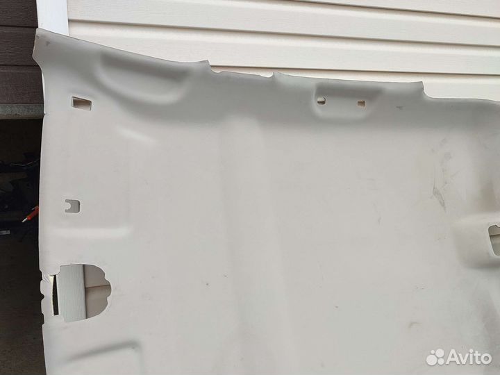 Peugeot 3008 потолок